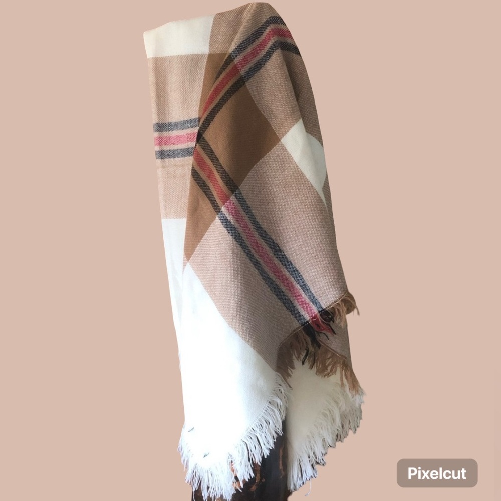 Woven Plaid Vintage Acrylic Fringed Scarf ♥️